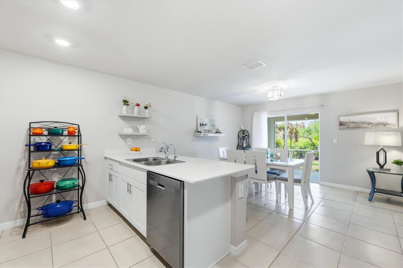 5049 WHITE AVE, PORT CHARLOTTE, FL, 33981