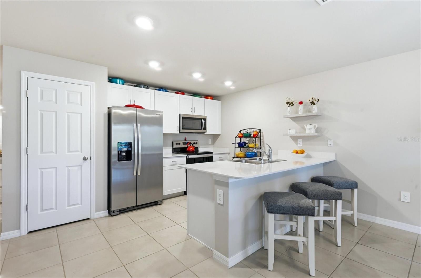 5049 WHITE AVE, PORT CHARLOTTE, FL, 33981