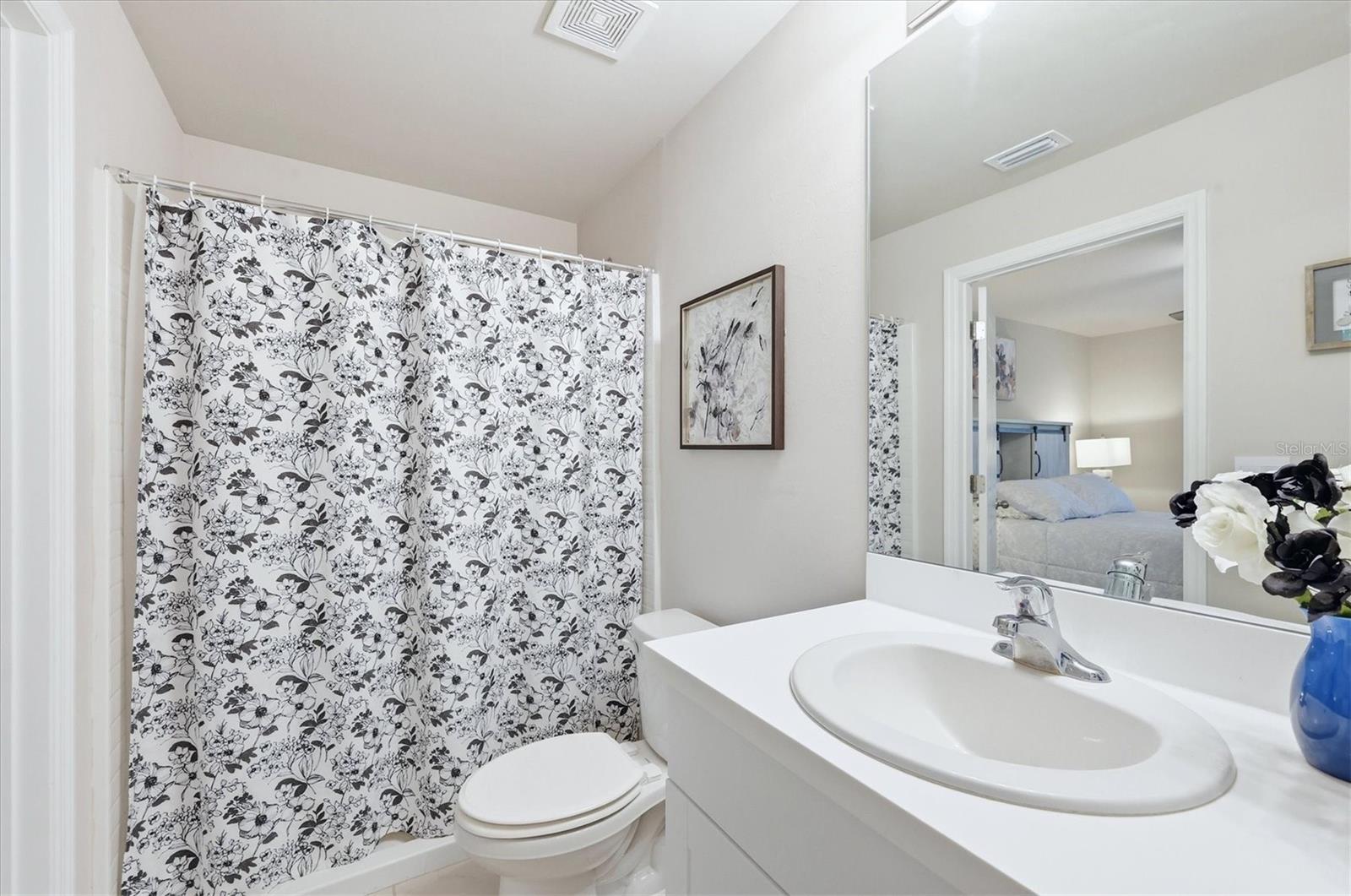 5049 WHITE AVE, PORT CHARLOTTE, FL, 33981