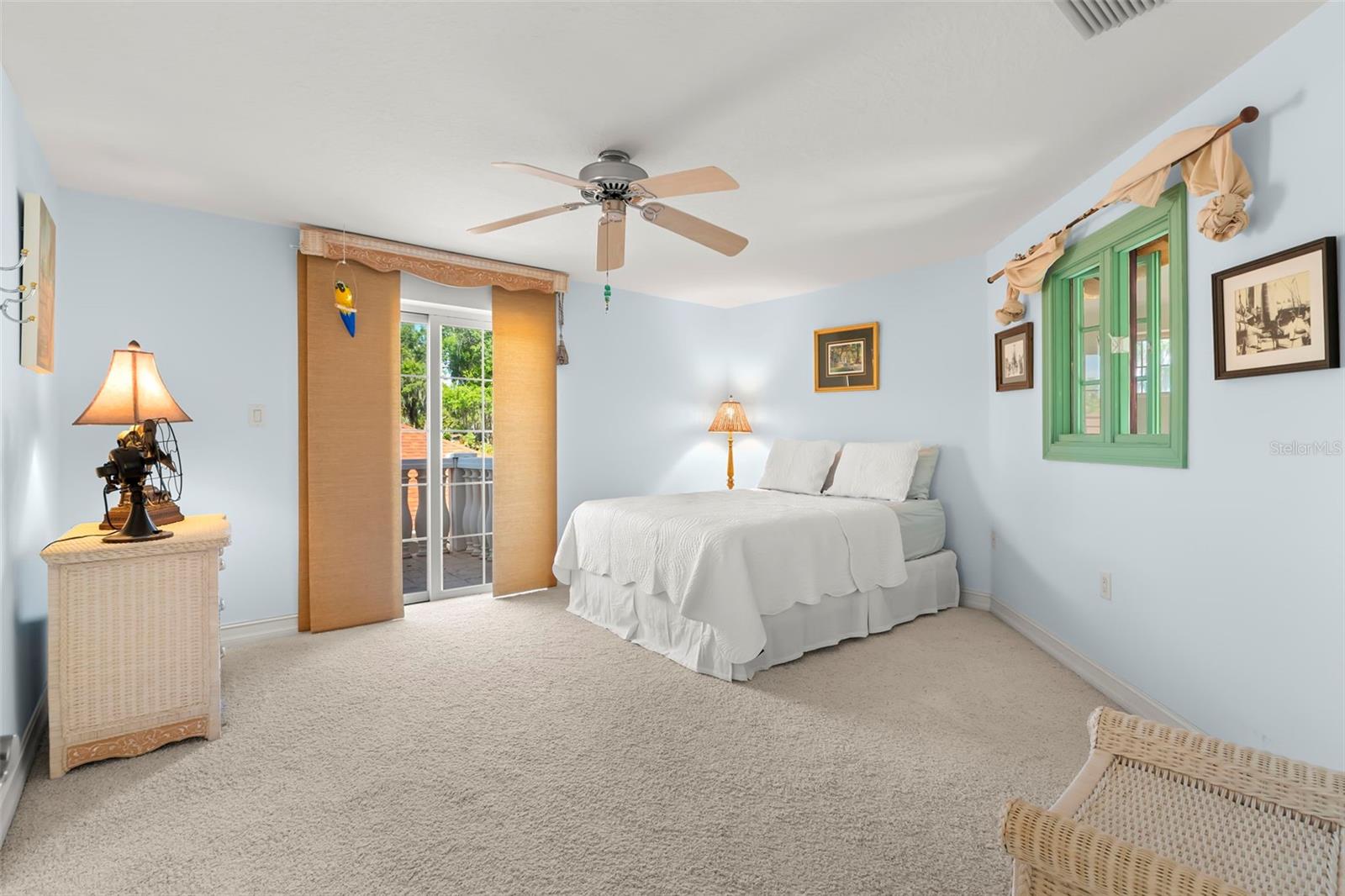 19229 BLOUNT RD, LUTZ, FL, 33558