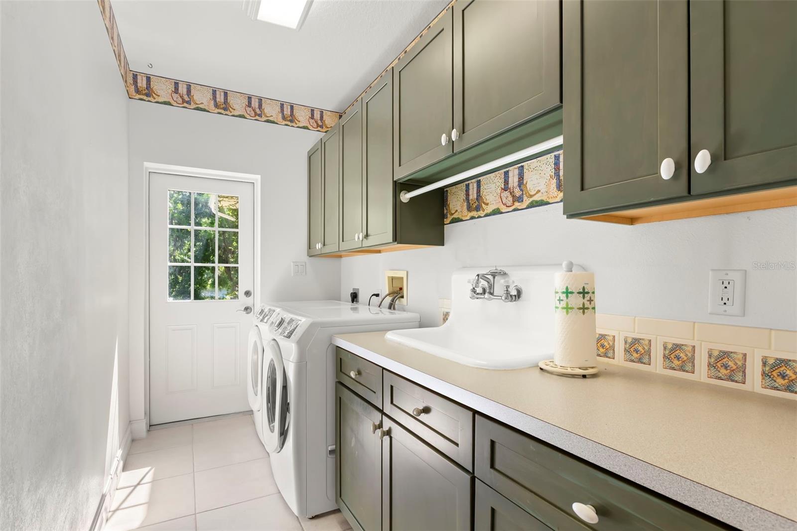 19229 BLOUNT RD, LUTZ, FL, 33558