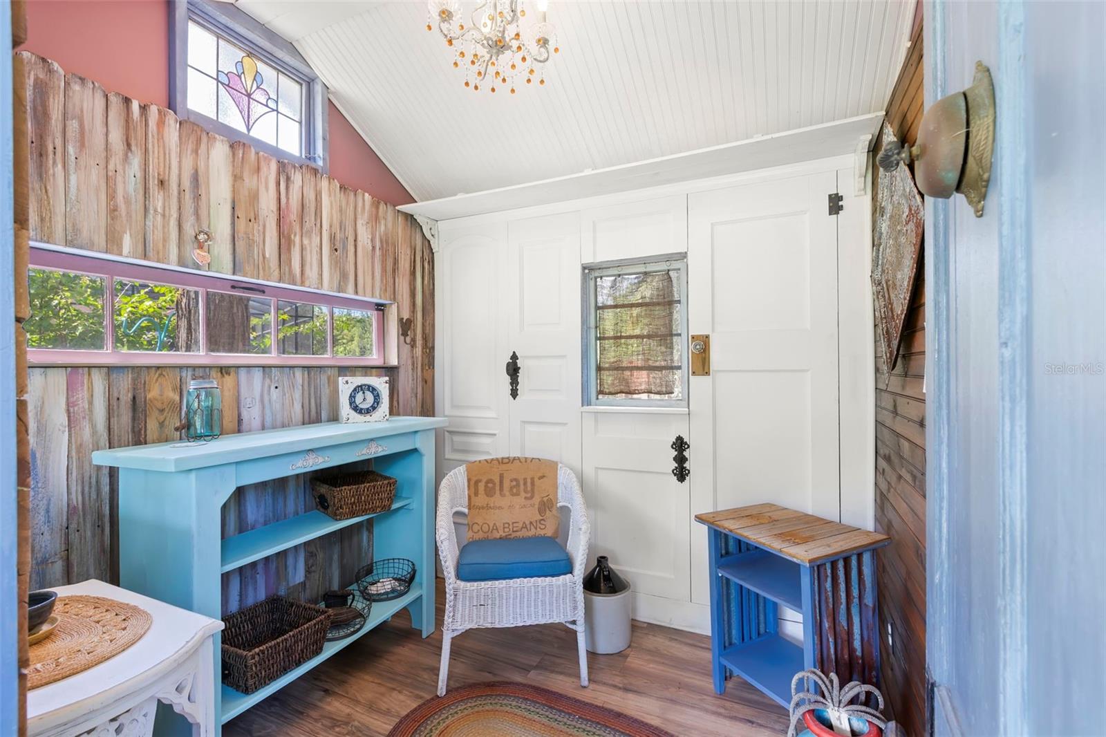 19229 BLOUNT RD, LUTZ, FL, 33558