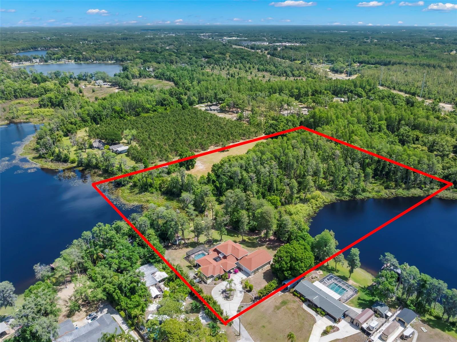 19229 BLOUNT RD, LUTZ, FL, 33558