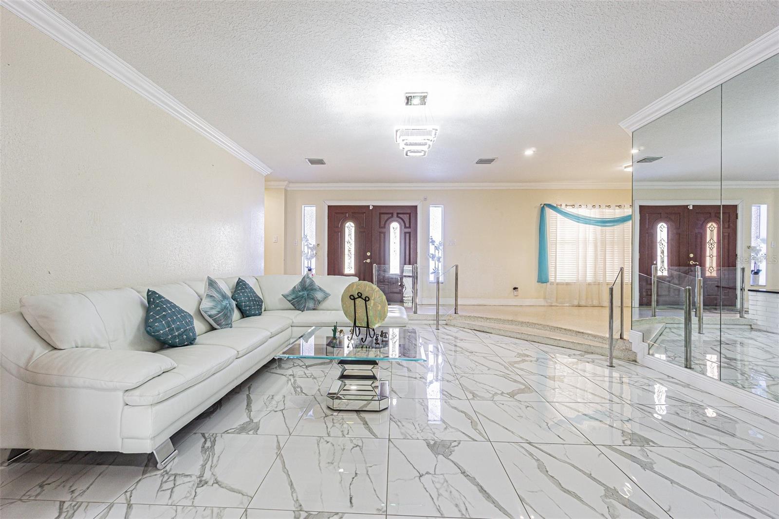 3112 W HENRY AVE, TAMPA, FL, 33614