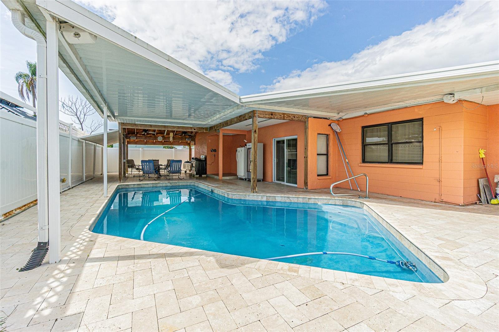 3112 W HENRY AVE, TAMPA, FL, 33614