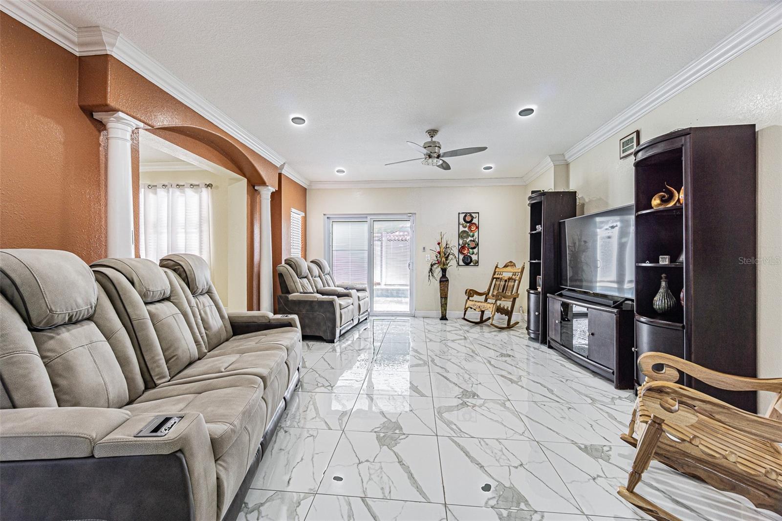 3112 W HENRY AVE, TAMPA, FL, 33614