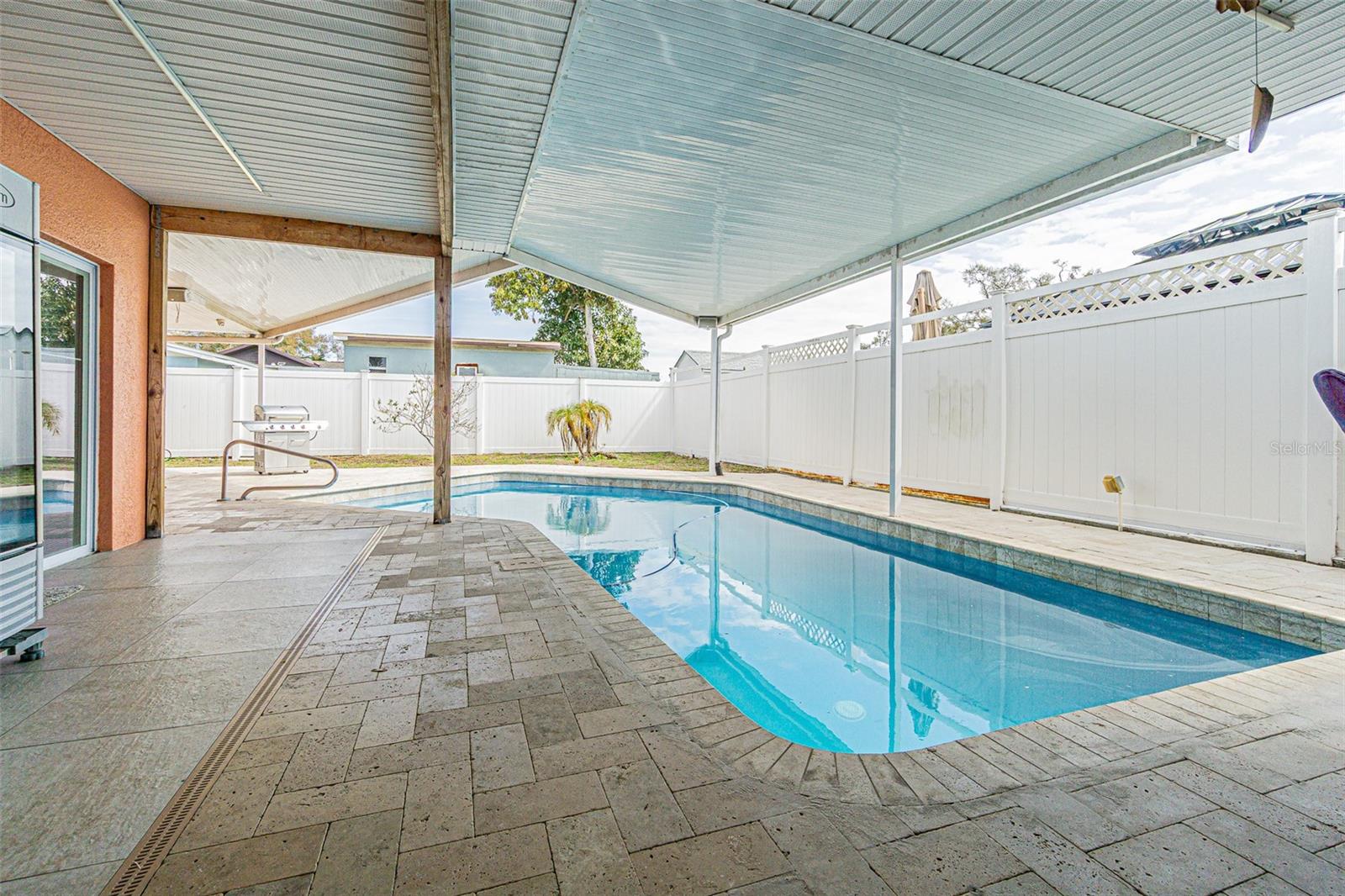 3112 W HENRY AVE, TAMPA, FL, 33614