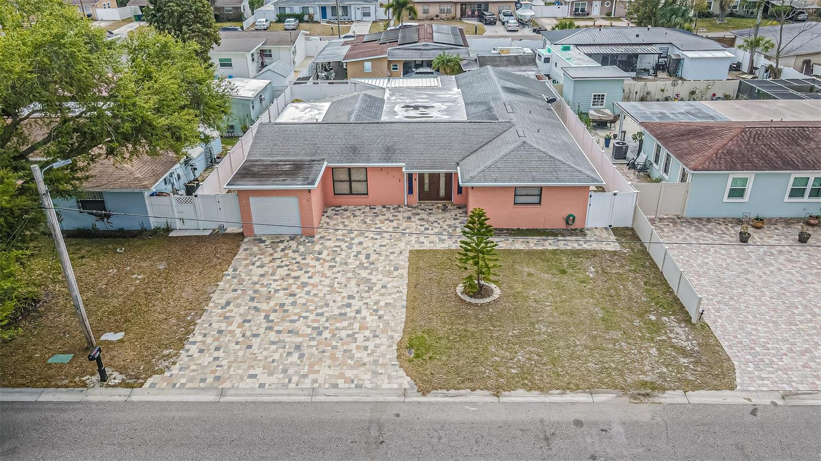 3112 W HENRY AVE, TAMPA, FL, 33614
