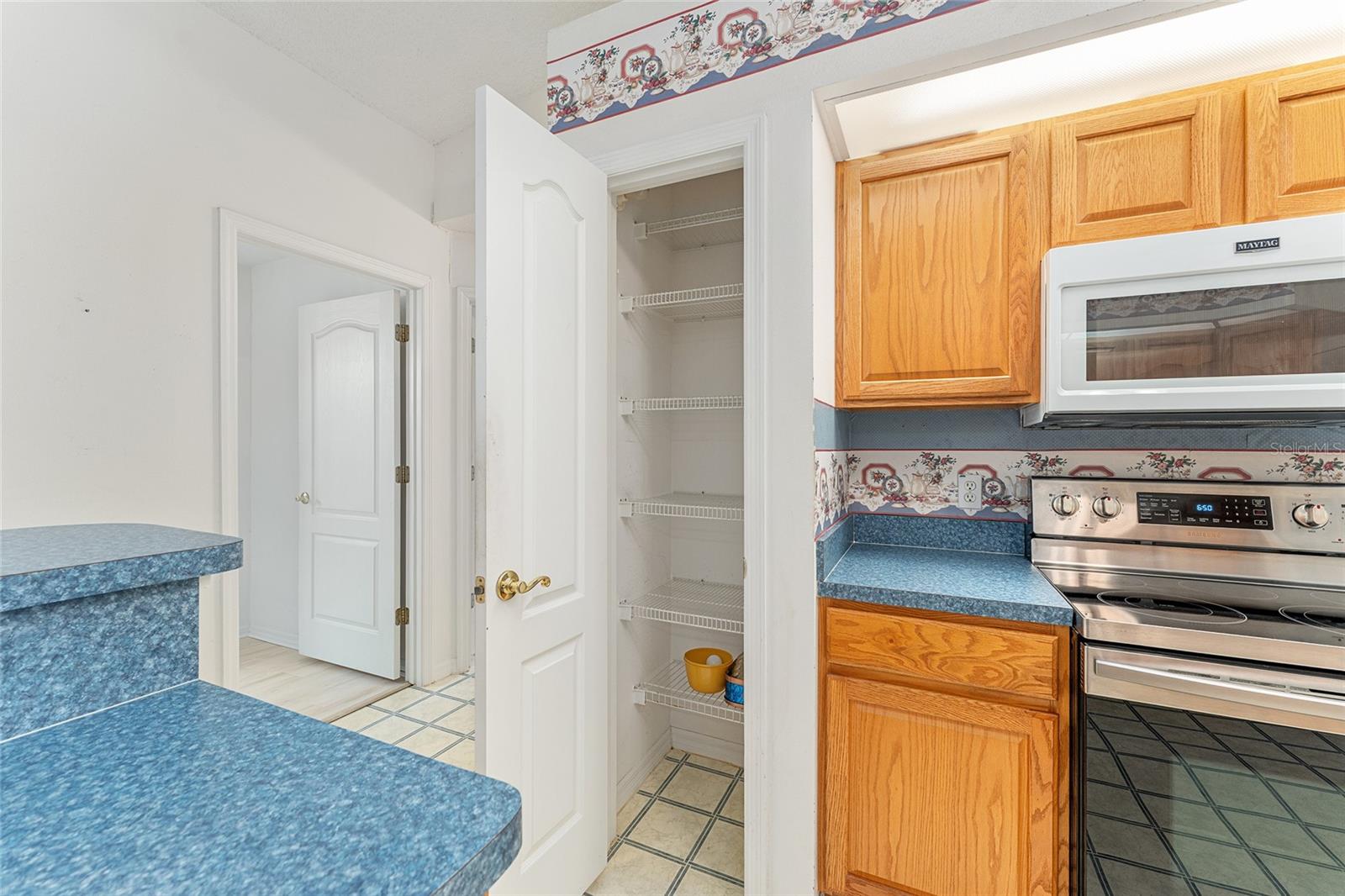 8212 N ZAVAL AVE, DUNNELLON, FL, 34433