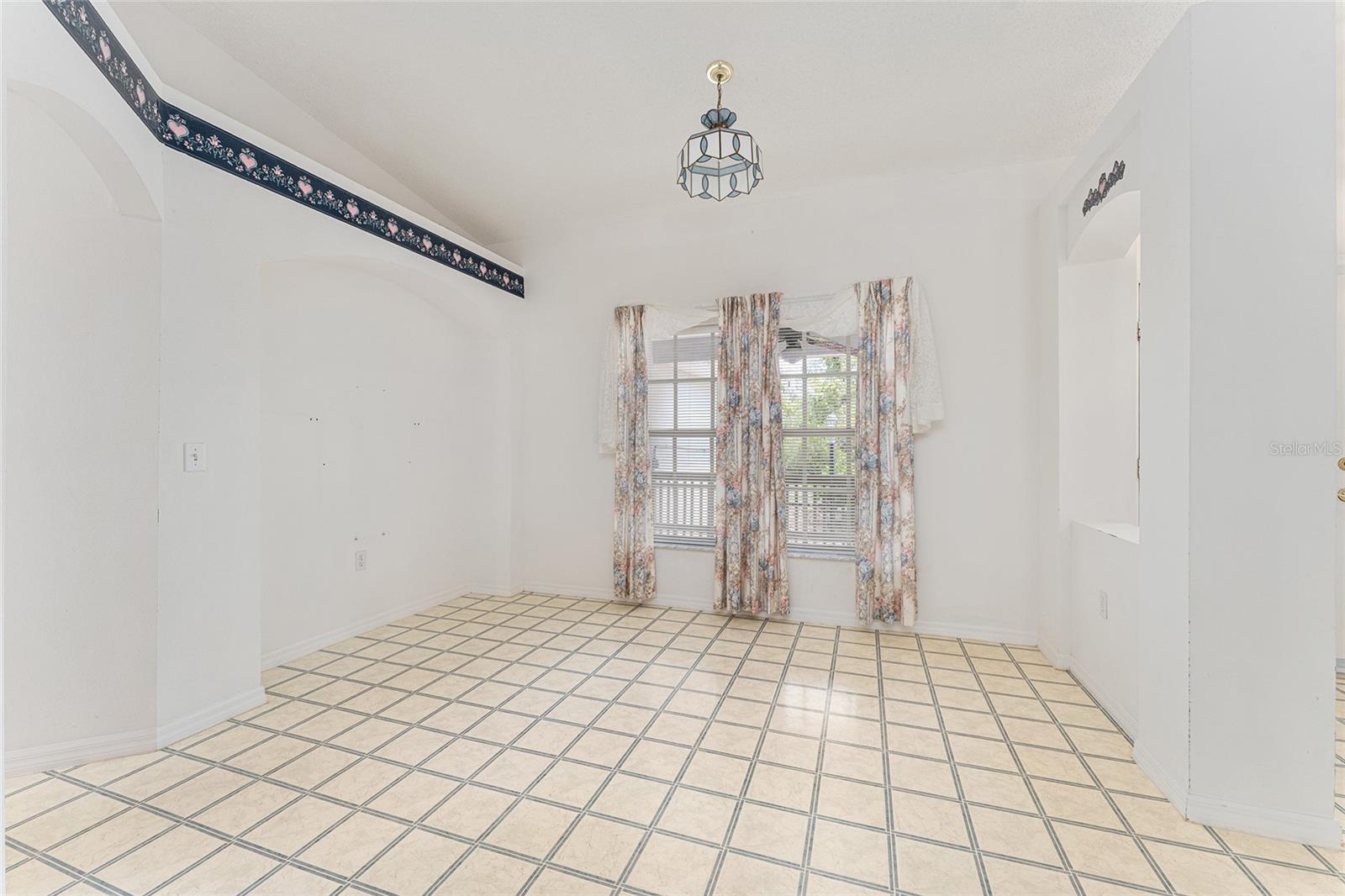 8212 N ZAVAL AVE, DUNNELLON, FL, 34433