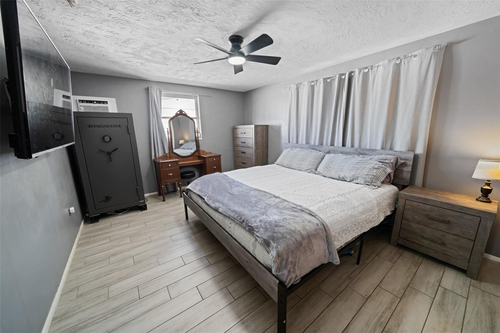 3811 CEDARWOOD DR, HOLIDAY, FL, 34691