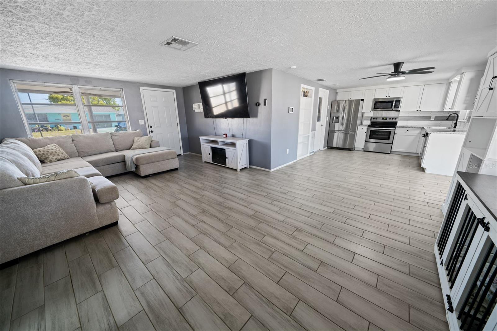 3811 CEDARWOOD DR, HOLIDAY, FL, 34691