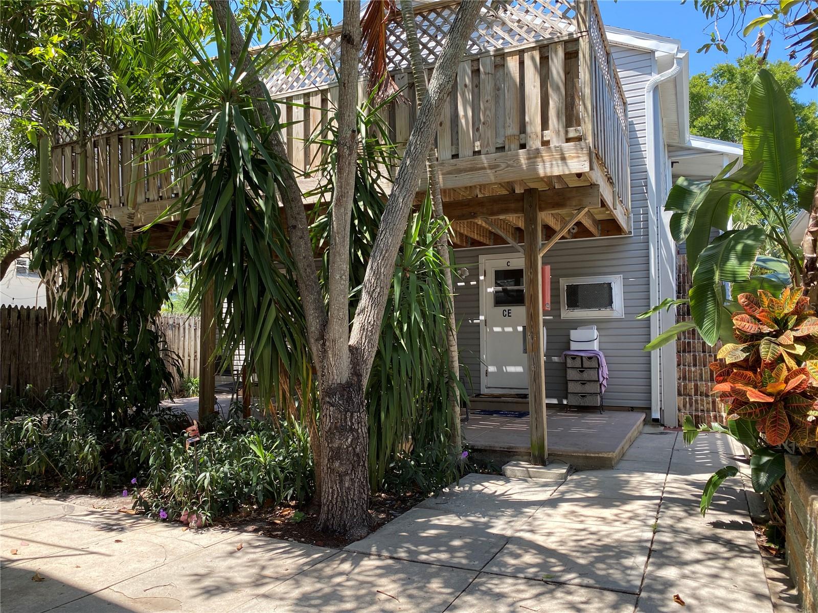 236 6TH AVE N #D, ST PETERSBURG, FL, 33701