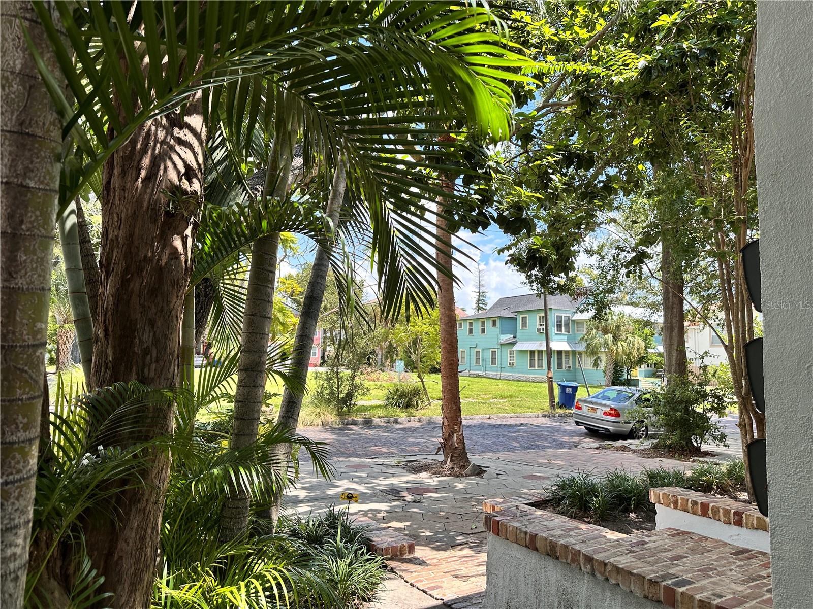 236 6TH AVE N #D, ST PETERSBURG, FL, 33701