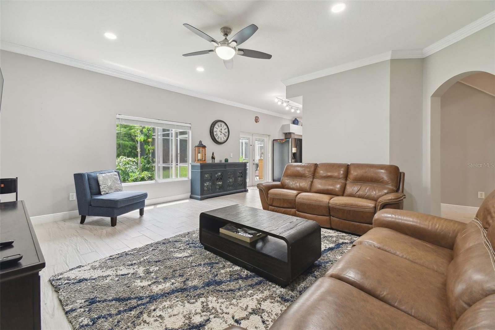 19426 SANDY SPRINGS CIR, LUTZ, FL, 33558