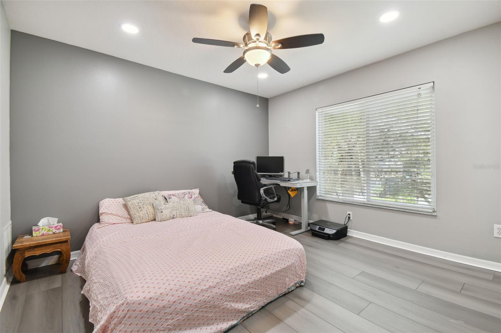 19426 SANDY SPRINGS CIR, LUTZ, FL, 33558