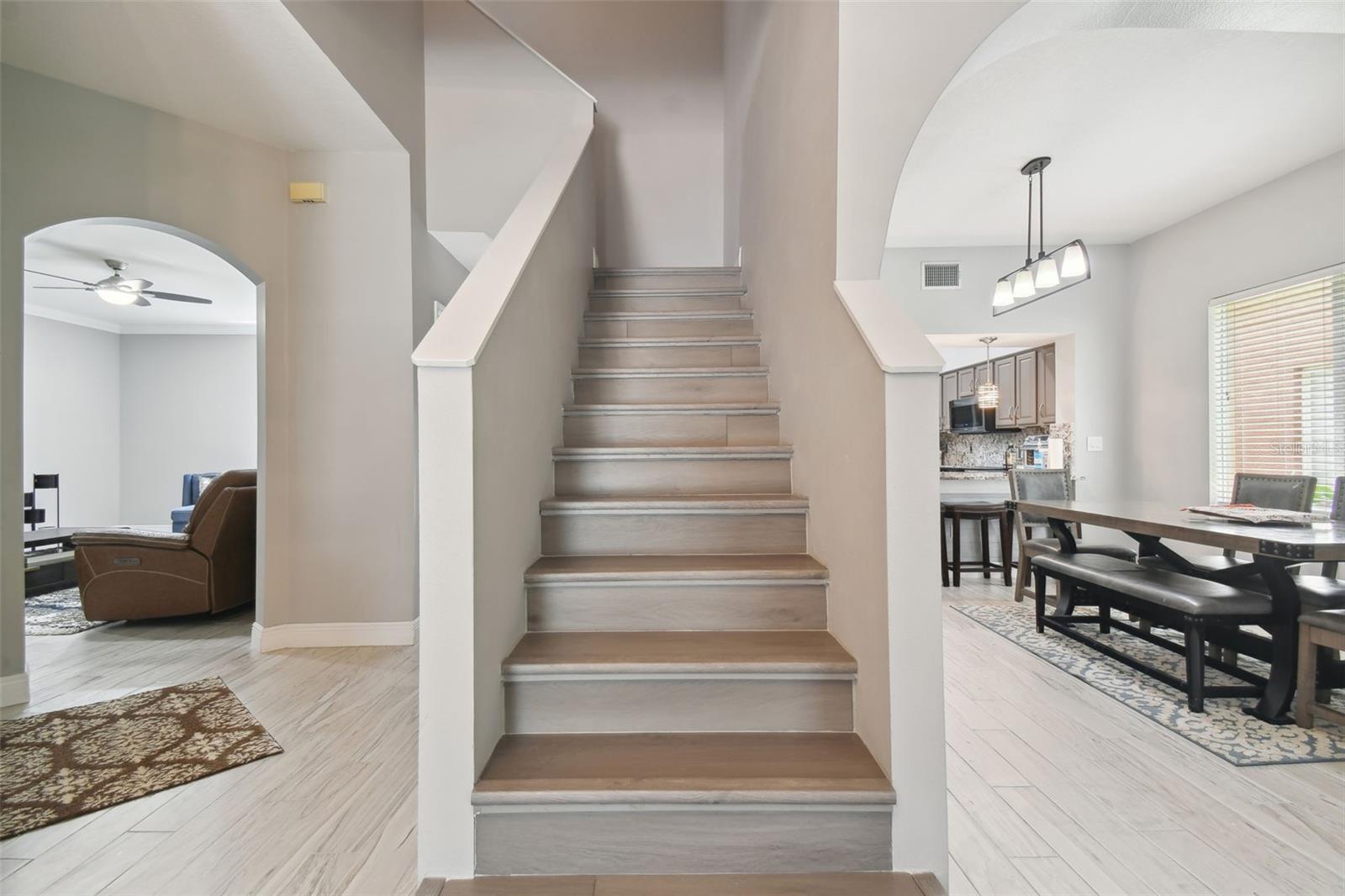 19426 SANDY SPRINGS CIR, LUTZ, FL, 33558