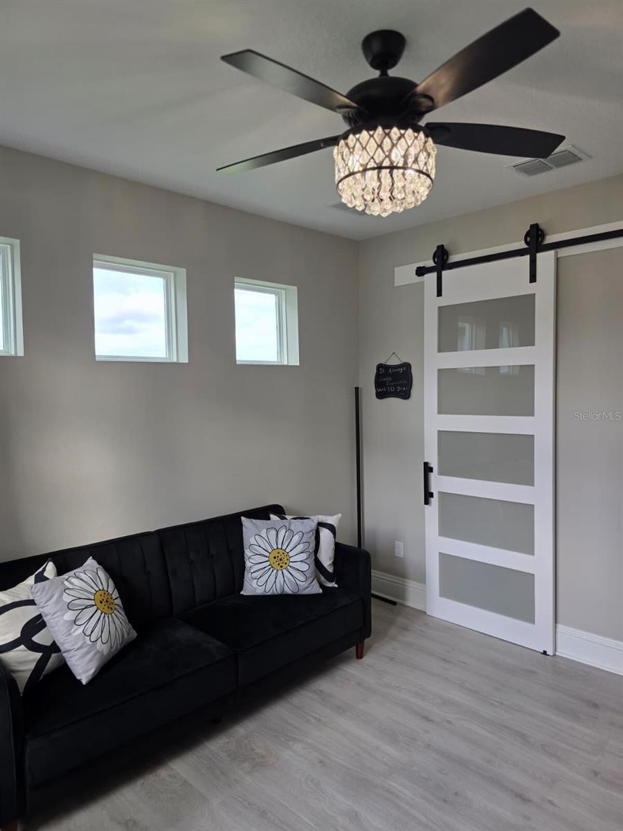 WHISPERING OAKS PRESERVE PH 1, WESLEY CHAPEL, FL, 33545