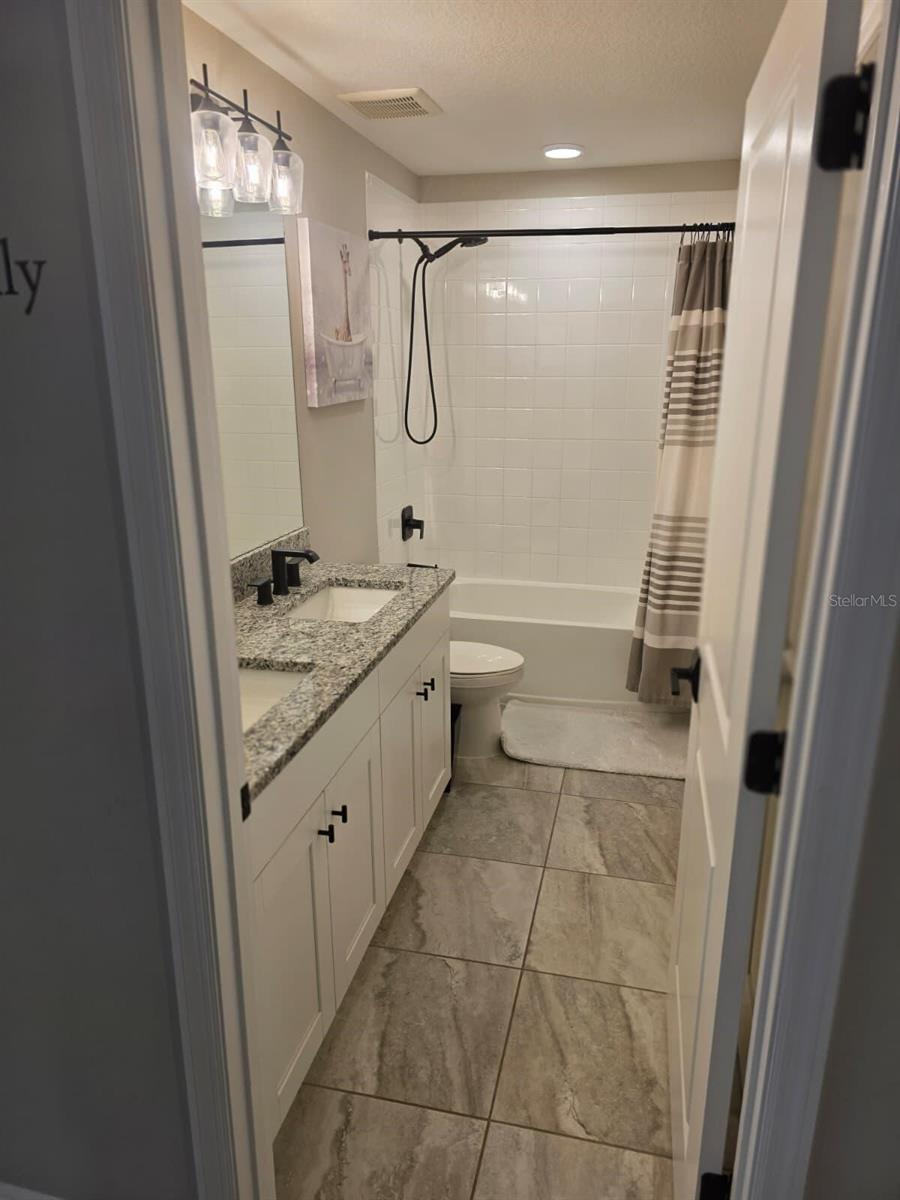 WHISPERING OAKS PRESERVE PH 1, WESLEY CHAPEL, FL, 33545