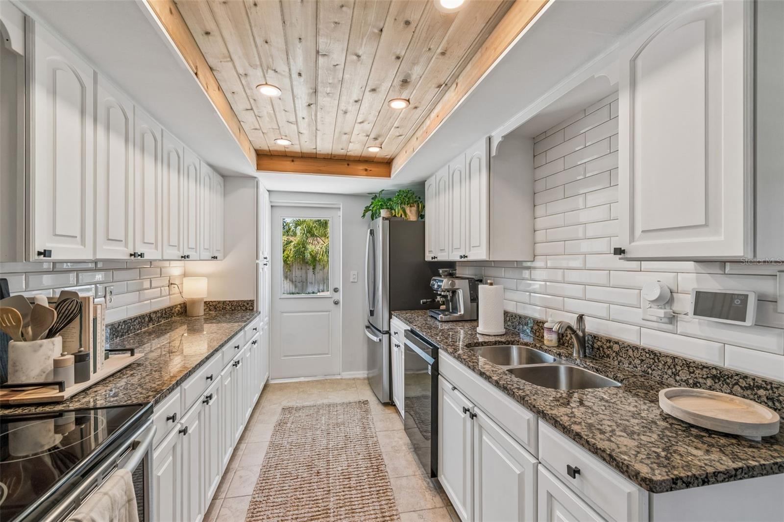 4100 W TYSON AVE, TAMPA, FL, 33611