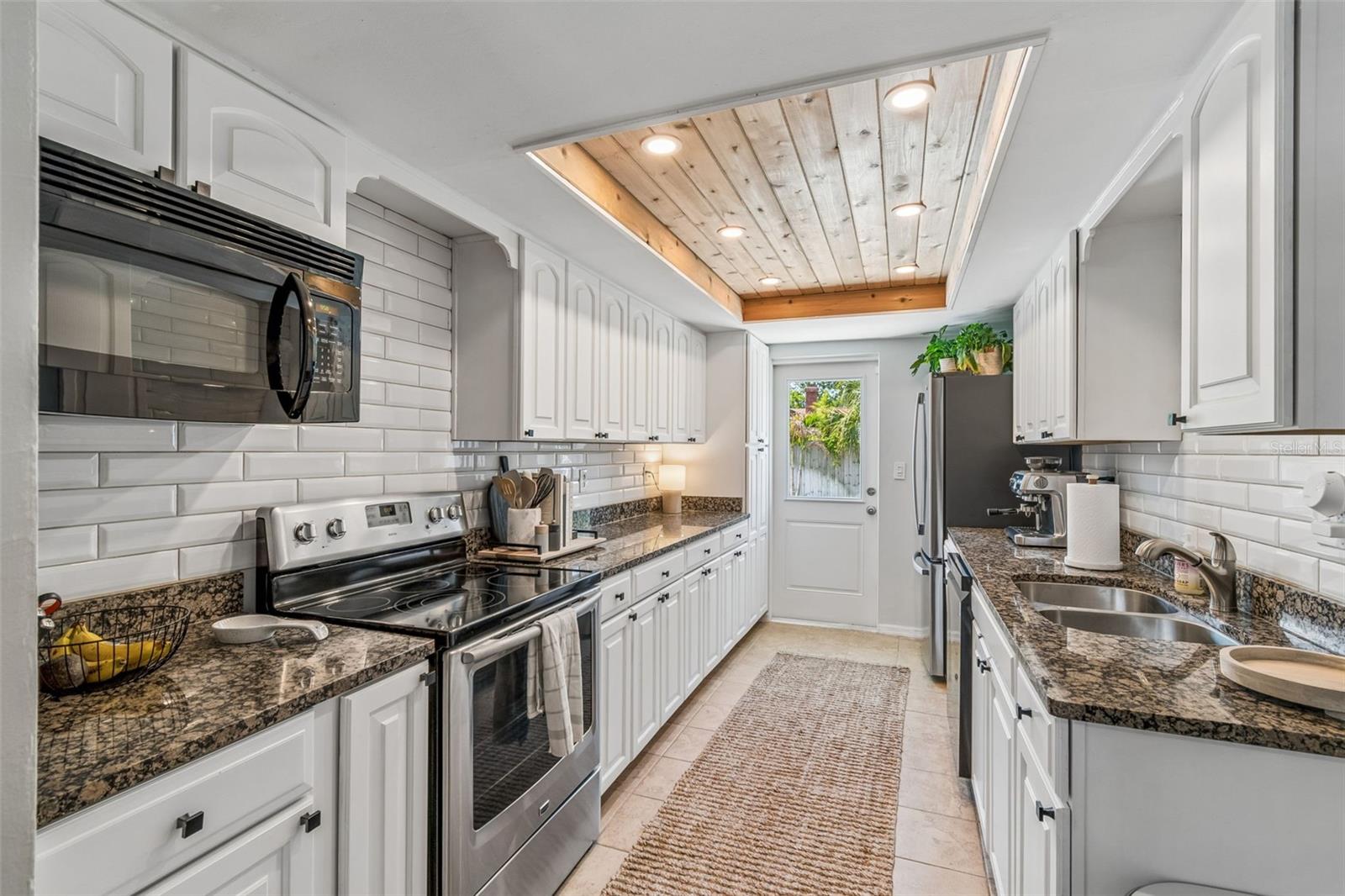 4100 W TYSON AVE, TAMPA, FL, 33611