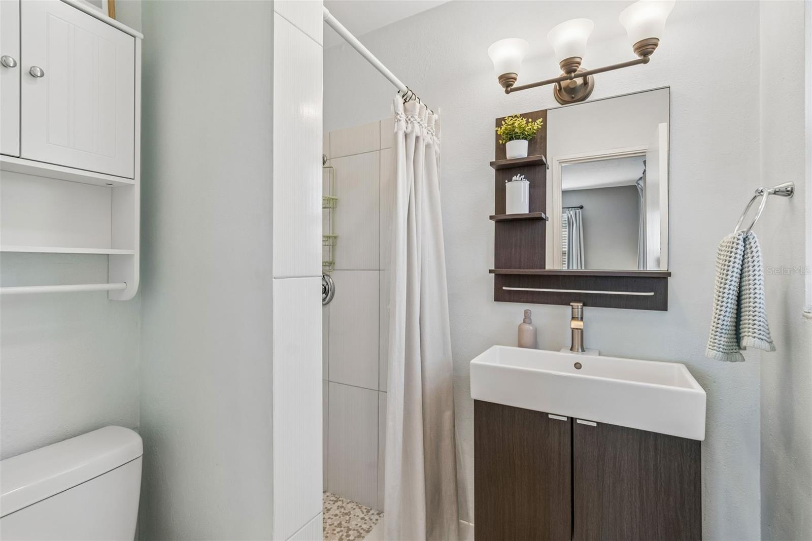 4100 W TYSON AVE, TAMPA, FL, 33611