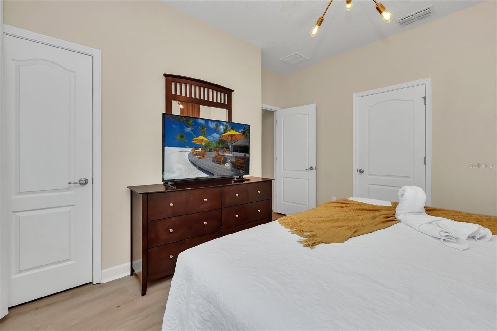 8958 CAT PALM RD, KISSIMMEE, FL, 34747