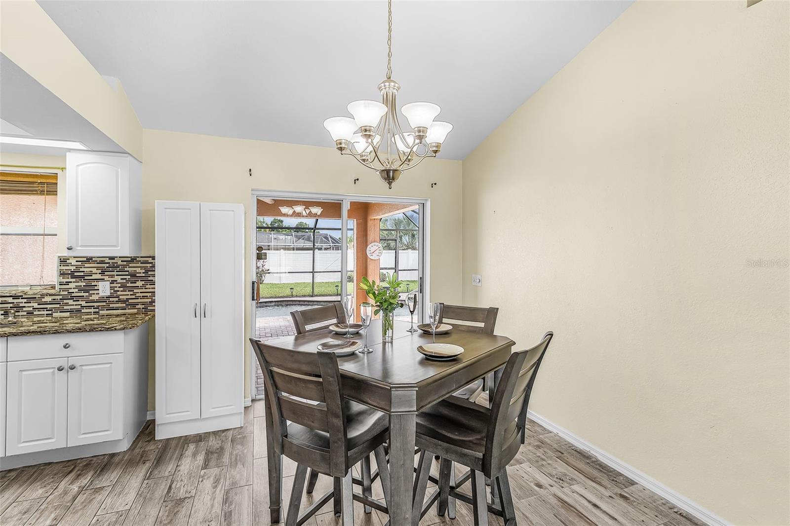 1215 SE 27TH ST, CAPE CORAL, FL, 33904