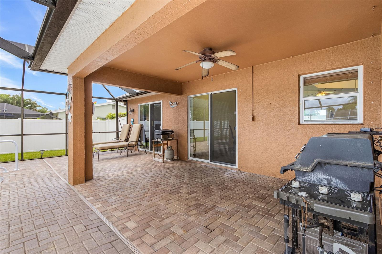 1215 SE 27TH ST, CAPE CORAL, FL, 33904