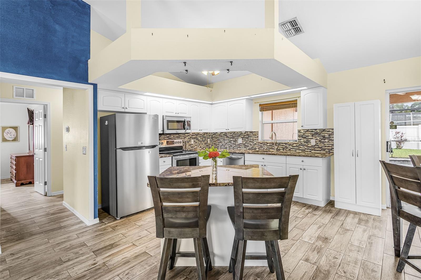 1215 SE 27TH ST, CAPE CORAL, FL, 33904