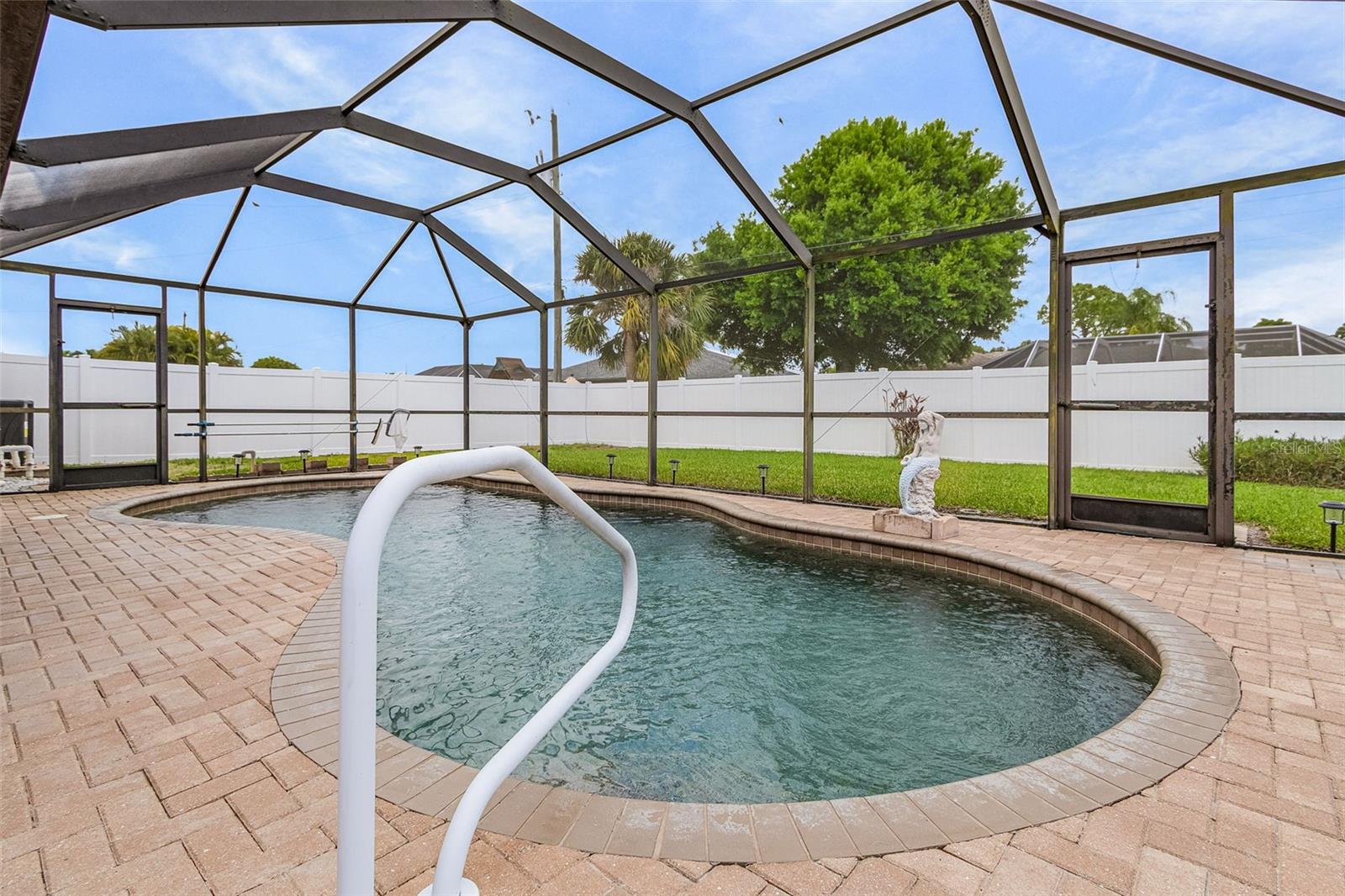1215 SE 27TH ST, CAPE CORAL, FL, 33904