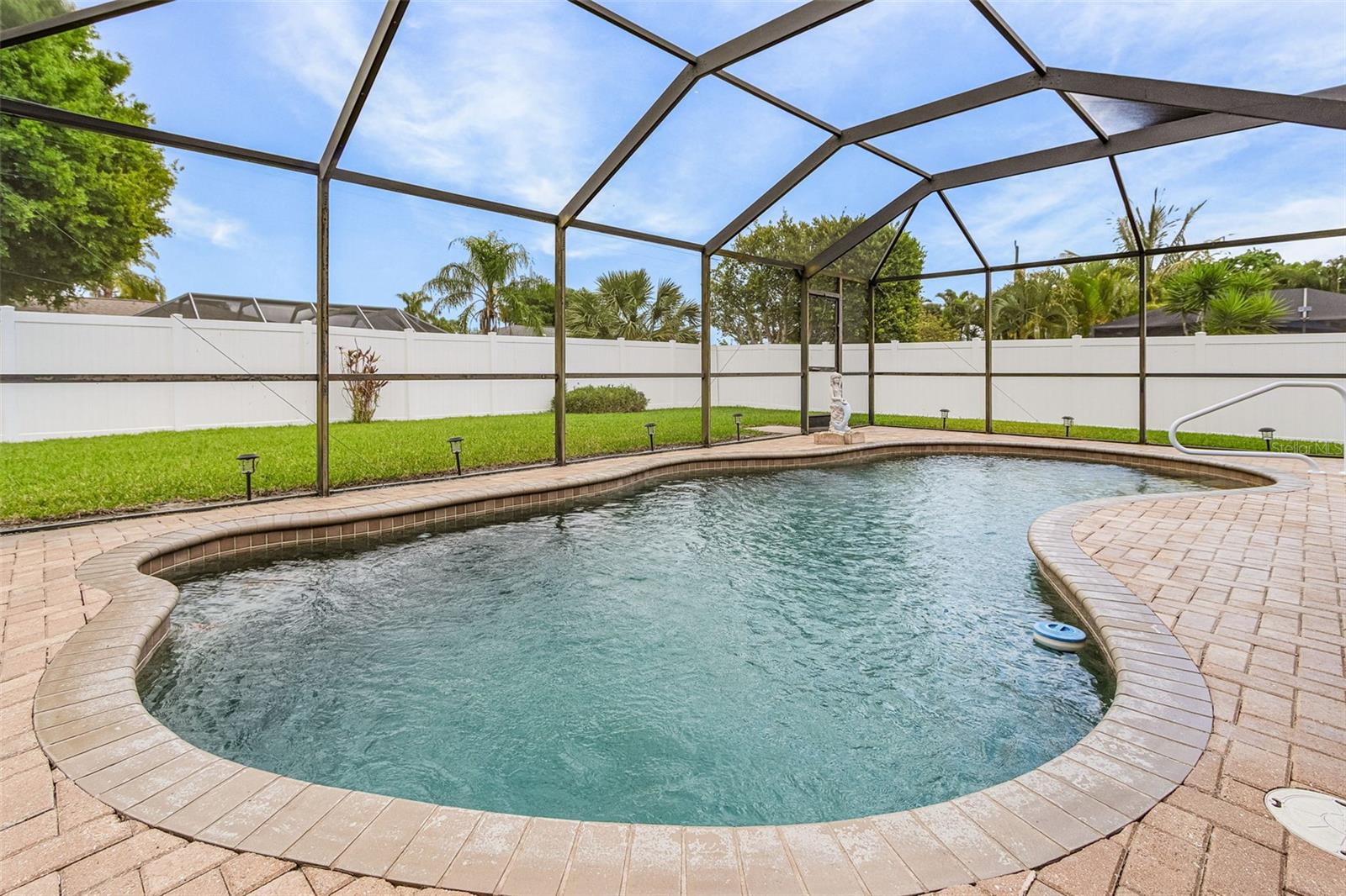 1215 SE 27TH ST, CAPE CORAL, FL, 33904