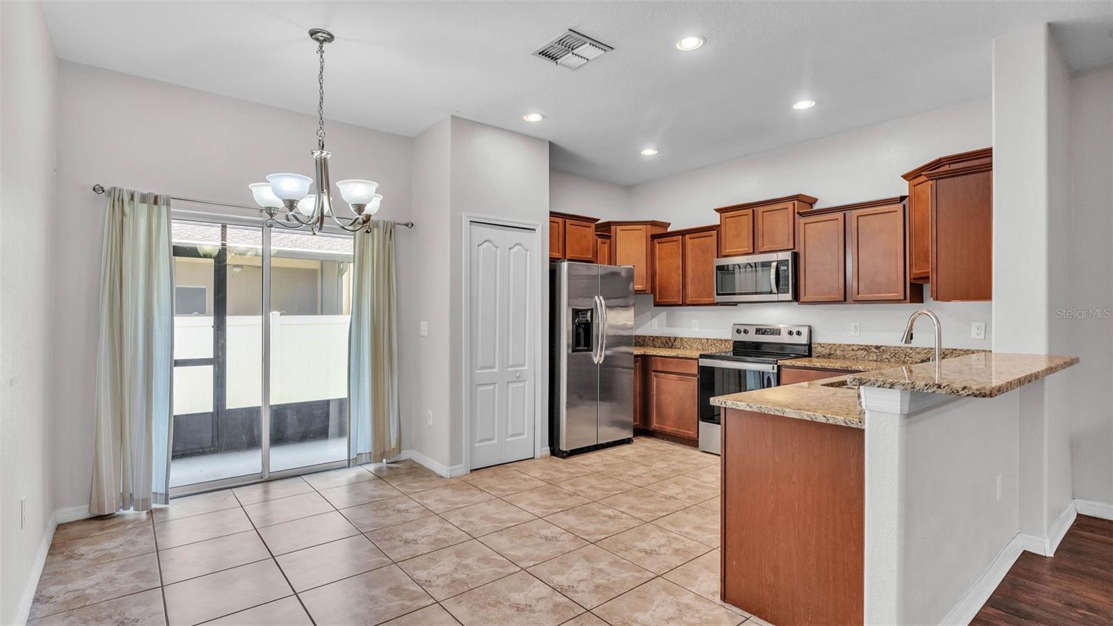 2622 LANTERN HILL AVE, BRANDON, FL, 33511