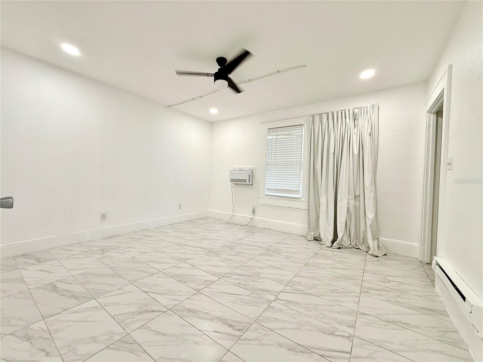 507 N RIDGEWOOD DR #4, DAYTONA BEACH, FL, 32114