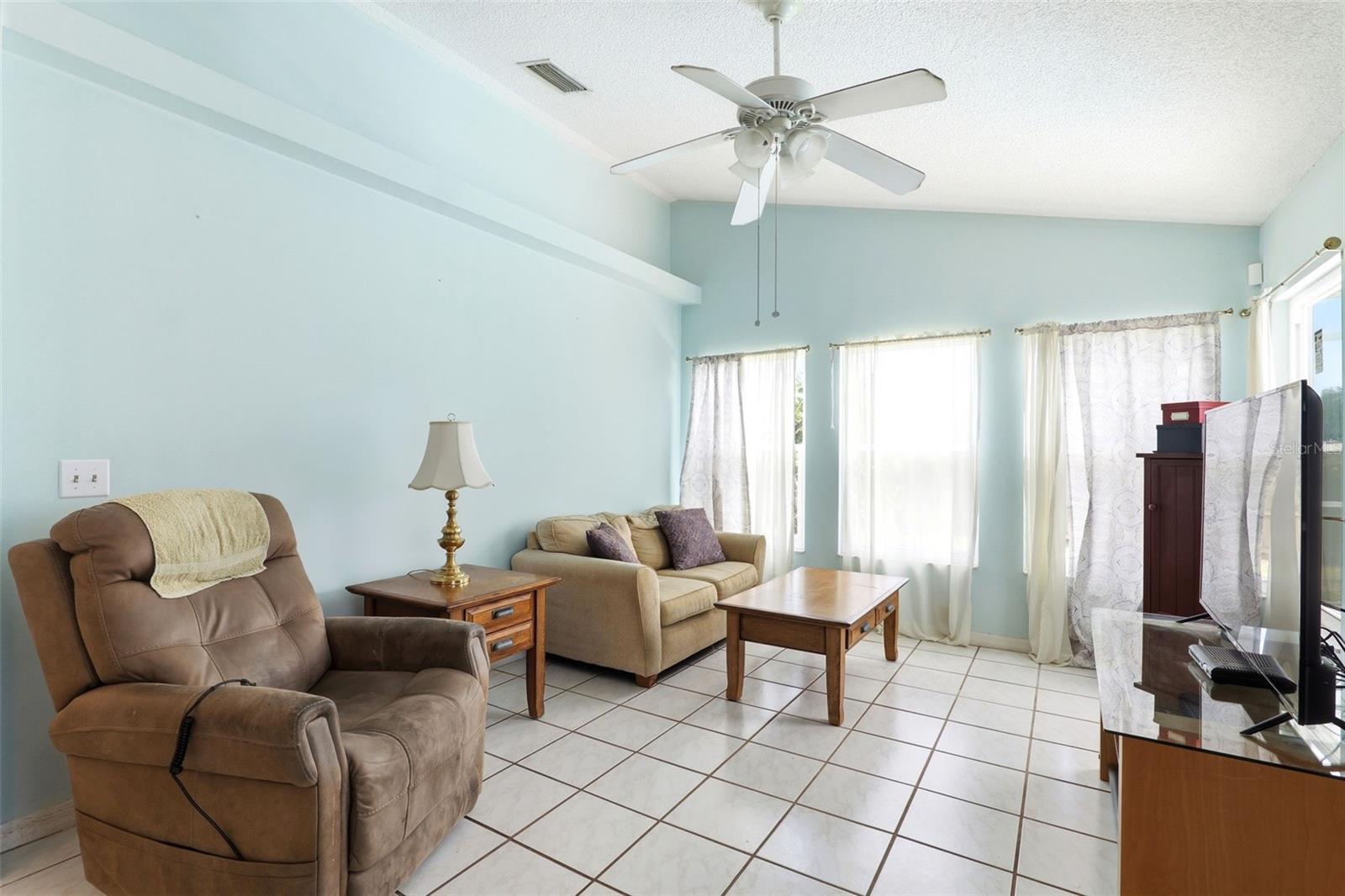 1270 SEELEY CIR NW, PALM BAY, FL, 32907