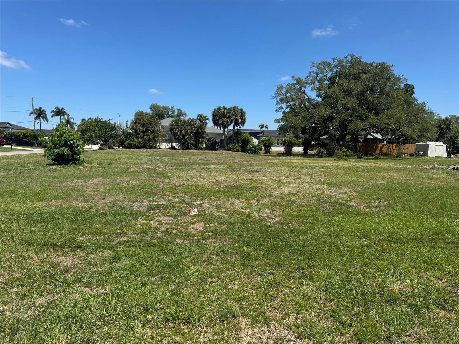 DONA WAY, NOKOMIS, FL, 34275
