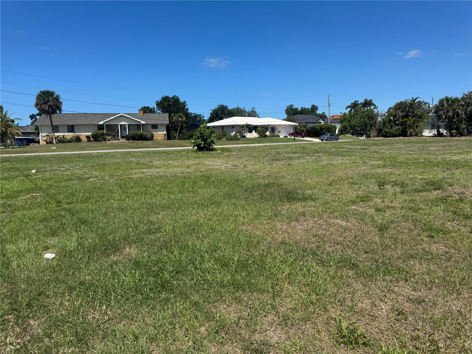 DONA WAY, NOKOMIS, FL, 34275