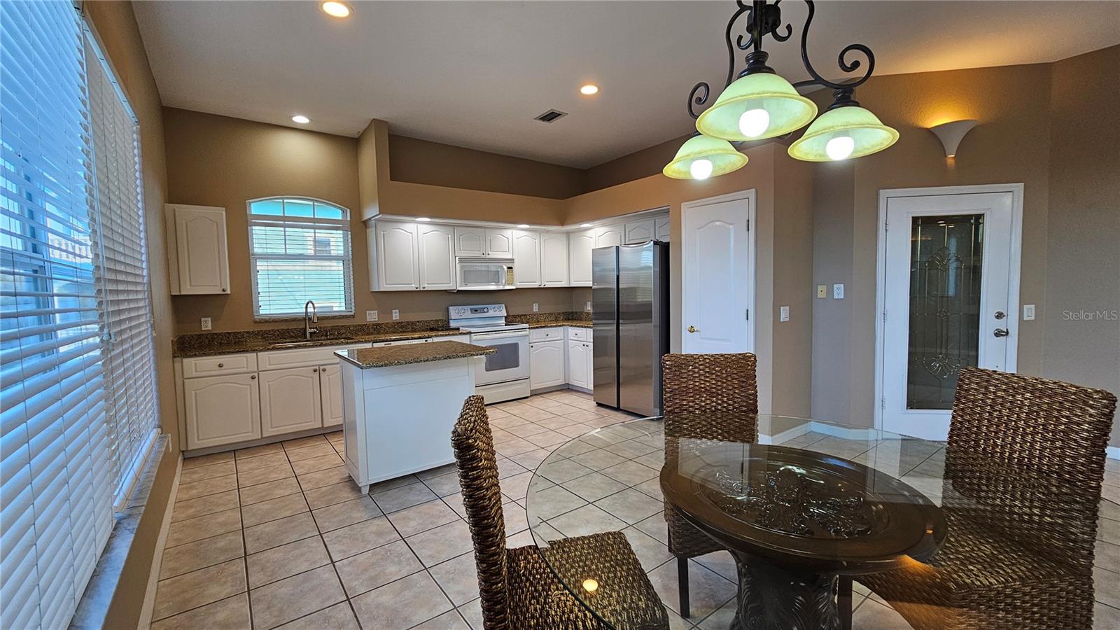 1209 APOLLO BEACH BLVD, APOLLO BEACH, FL, 33572