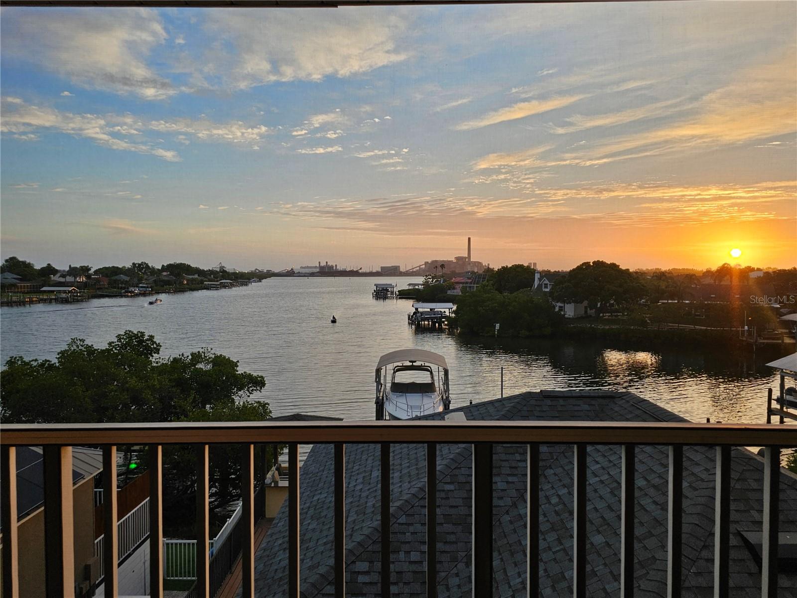 1209 APOLLO BEACH BLVD, APOLLO BEACH, FL, 33572