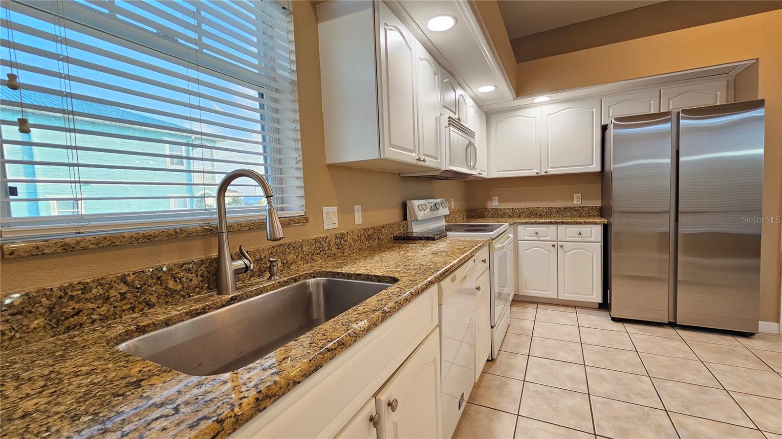 1209 APOLLO BEACH BLVD, APOLLO BEACH, FL, 33572