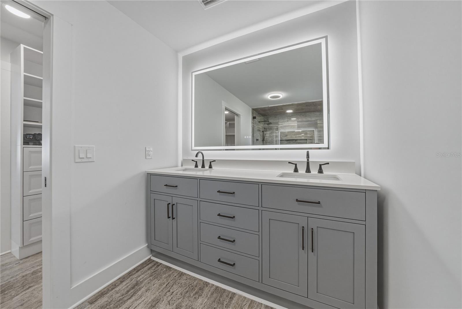 4201 37TH ST S, ST PETERSBURG, FL, 33711