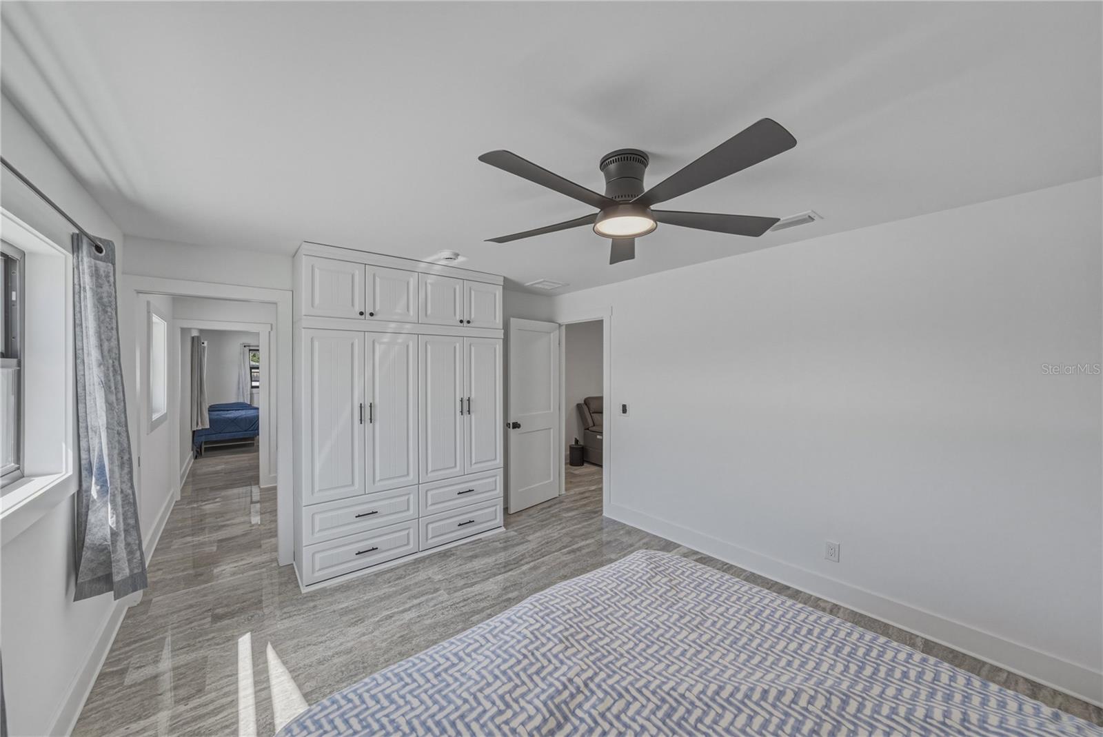 4201 37TH ST S, ST PETERSBURG, FL, 33711
