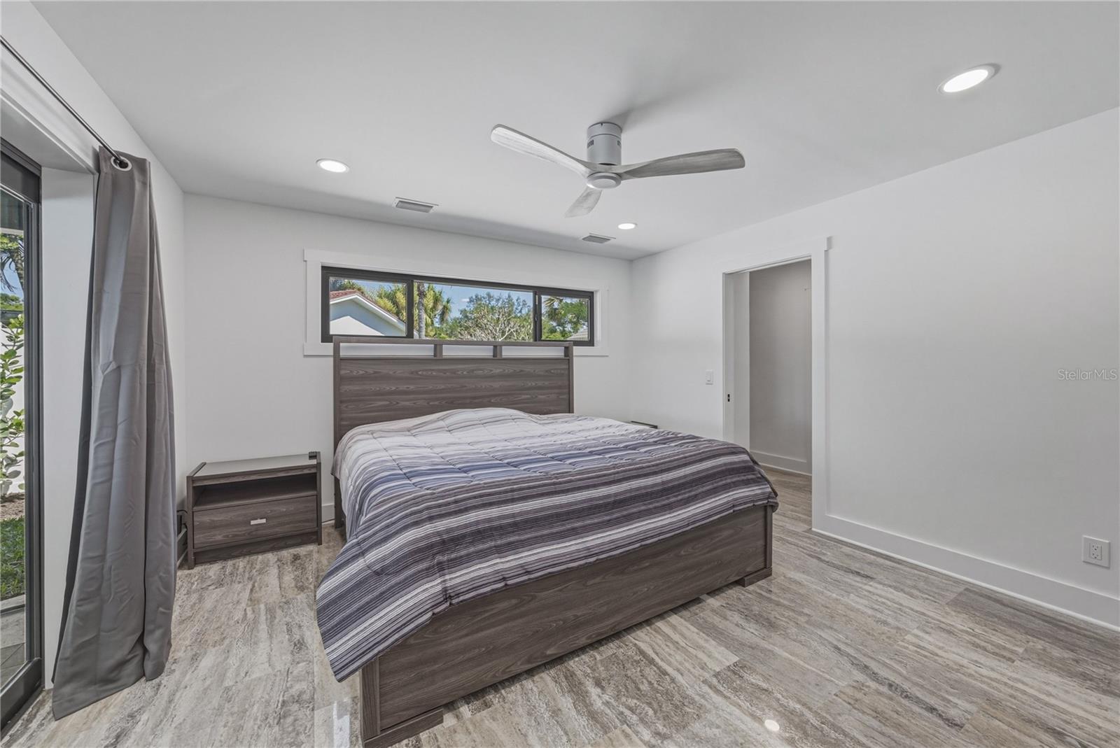 4201 37TH ST S, ST PETERSBURG, FL, 33711