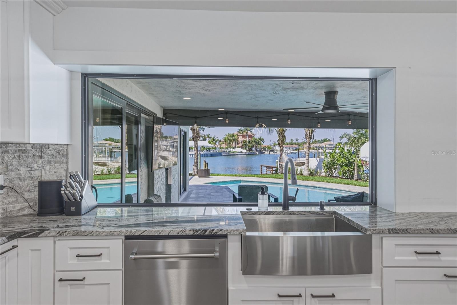 4201 37TH ST S, ST PETERSBURG, FL, 33711