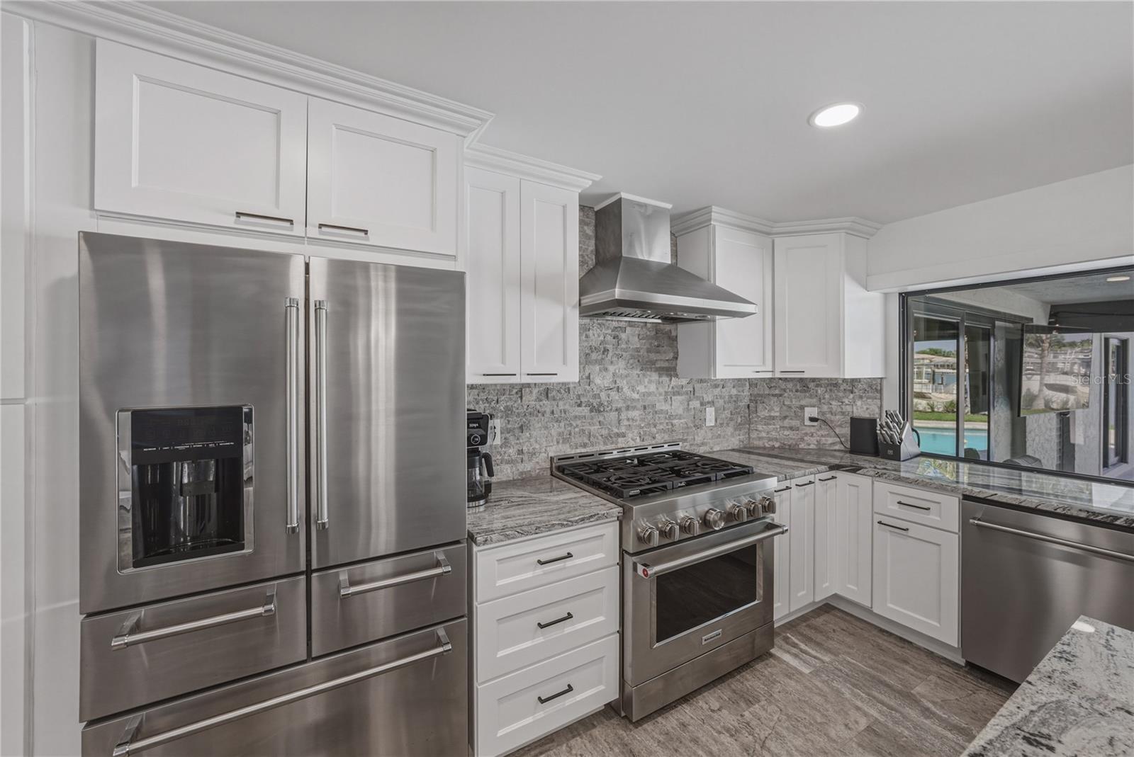 4201 37TH ST S, ST PETERSBURG, FL, 33711