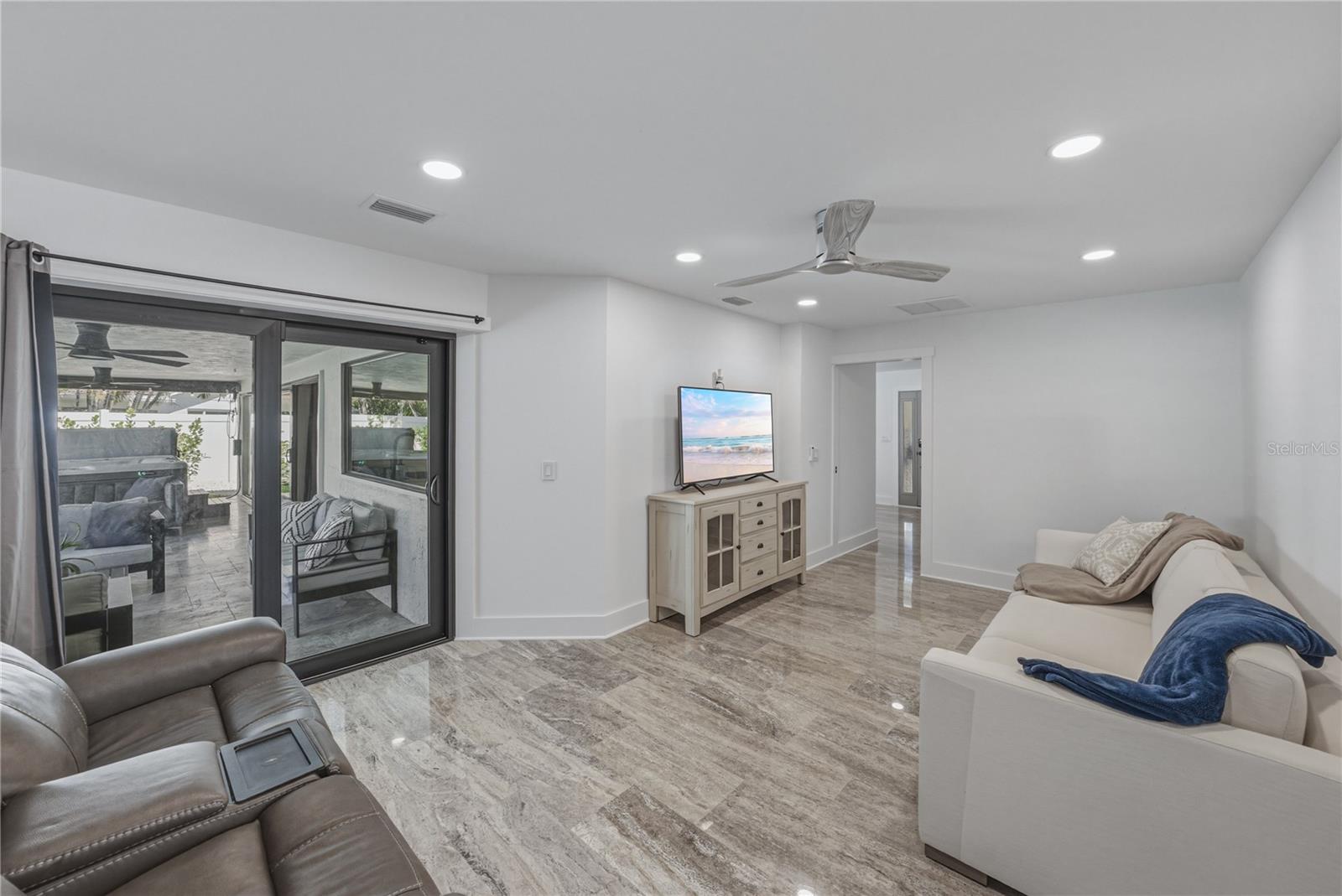 4201 37TH ST S, ST PETERSBURG, FL, 33711