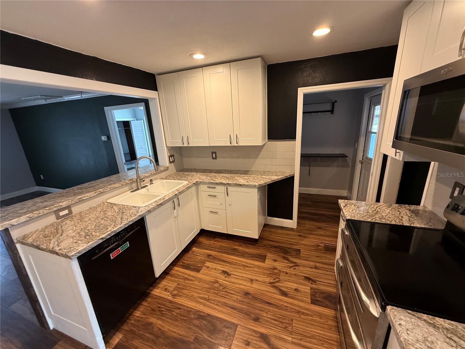 2722 9TH AVE W, BRADENTON, FL, 34205