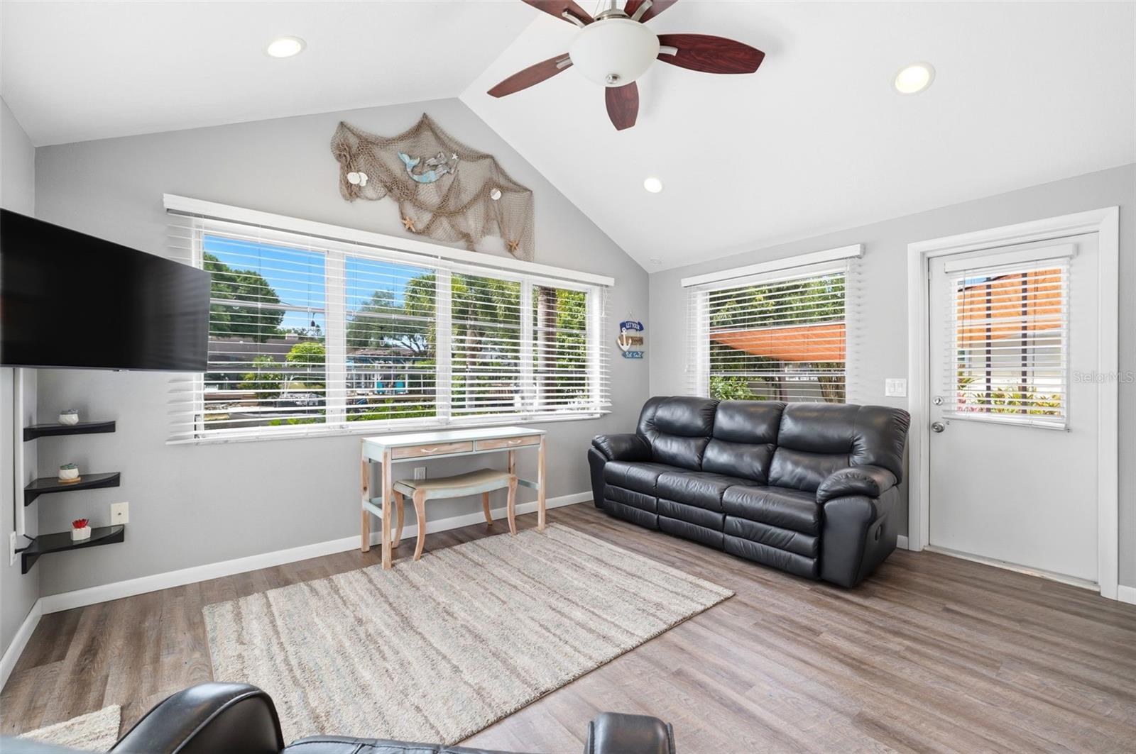 51 CYPRESS DR, PALM HARBOR, FL, 34684