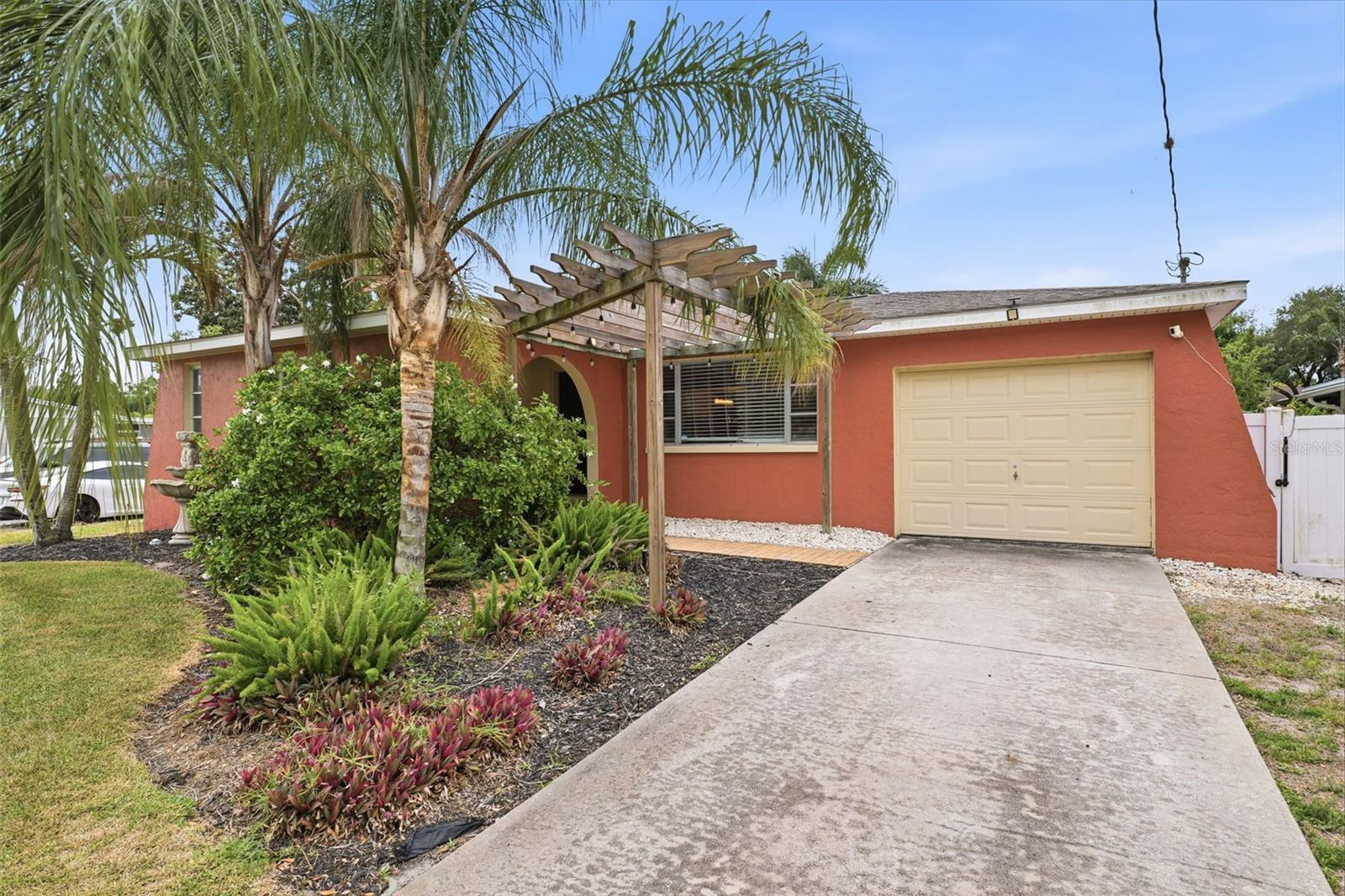 51 CYPRESS DR, PALM HARBOR, FL, 34684
