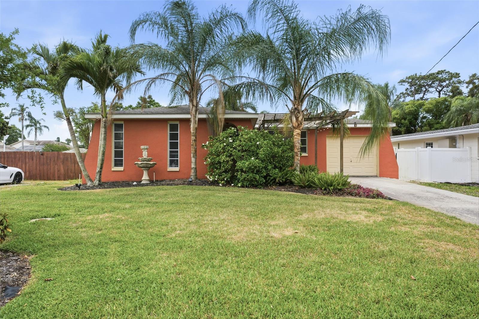 51 CYPRESS DR, PALM HARBOR, FL, 34684
